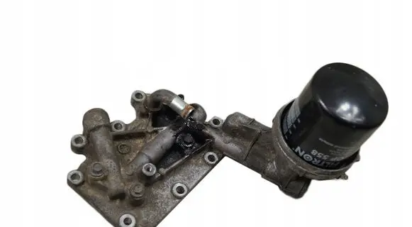Subaru Forester SH Oil filter mounting bracket