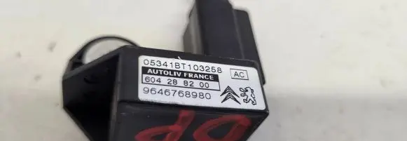 Citroen C4 I Picasso Airbag deployment crash/impact sensor 9646768980 604288200 05341BT103258