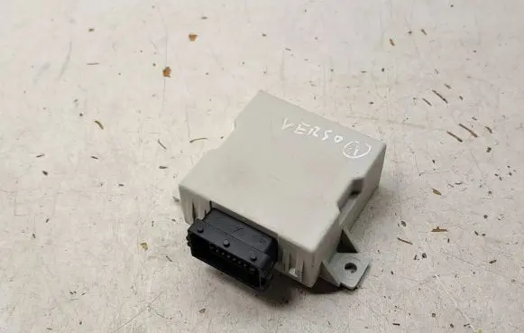 Toyota Corolla Verso AR10 Window wiper relay 859400F010