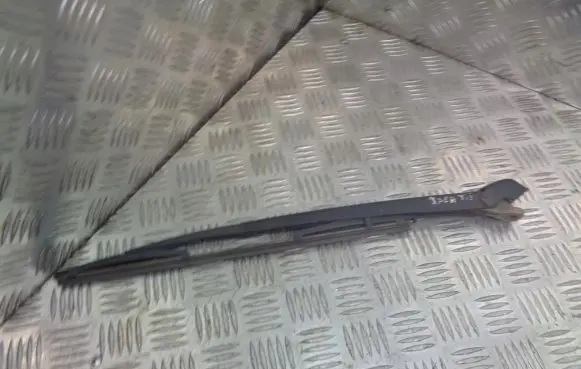 Fiat Idea Rear wiper blade arm