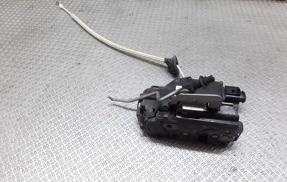 Audi A2 Front door lock 8Z1837016E