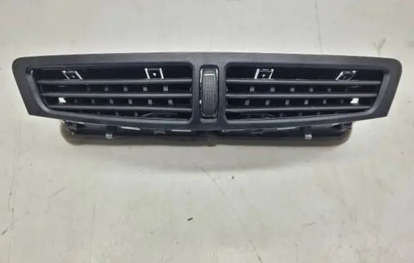 Ford Kuga II Dash center air vent grill 