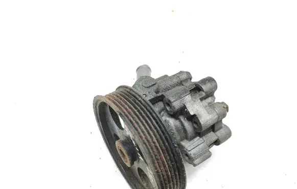 Opel Insignia A Power steering pump 1327378