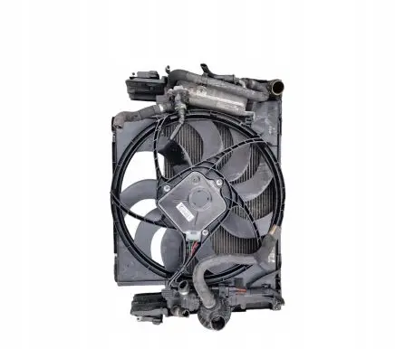 BMW 2 F22 F23 Coolant radiator 864194701 8641947