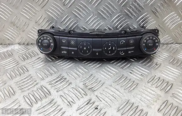 Mercedes-Benz E W211 Climate control unit 2118300385