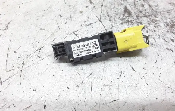 Porsche Cayenne (9PA) Airbag deployment crash/impact sensor 7L0909606B