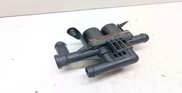 BMW 5 F10 F11 Coolant heater control valve 9119164 64119119164 1147412200