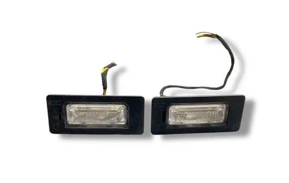 Audi A5 Sportback 8TA Number plate light 8T0943021