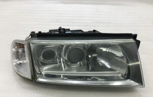 Skoda Octavia Mk1 (1U) Headlight/headlamp 1U1941016G