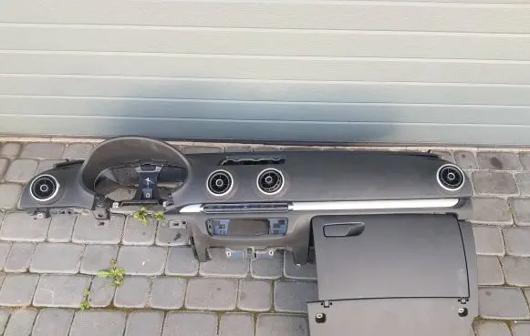 Audi A3 S3 8V Dashboard A10297761121966