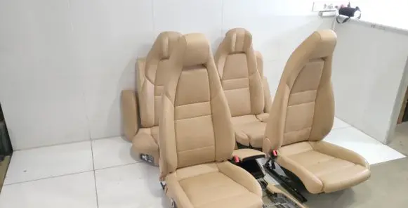 Seat set