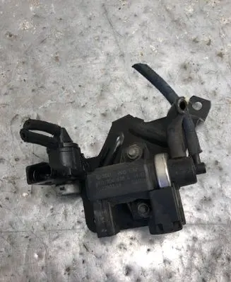 Audi A4 S4 B6 8E 8H Turbo solenoid valve 8E0906628C 1J0906283C