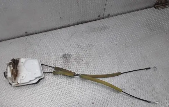 Mazda 6 Front door lock