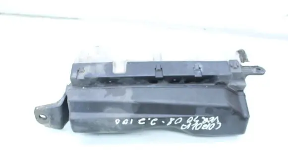 Toyota Corolla Verso AR10 Fuse box set 8179