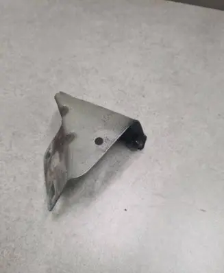 Seat Leon (5F) Fender mounting bracket 5F0821184A
