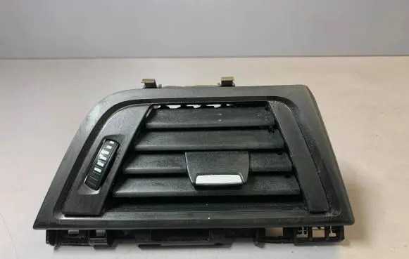BMW 4 F36 Gran coupe Dash center air vent grill 9218550 64229218550