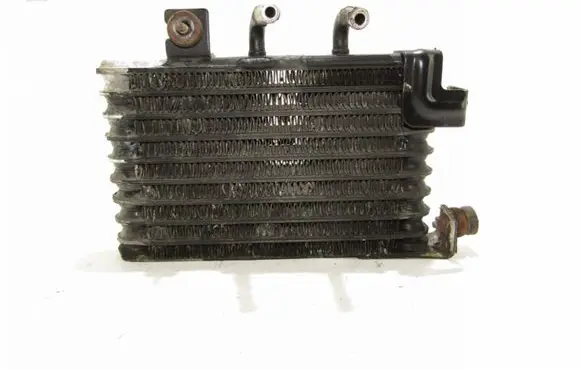 Toyota Avensis T270 Engine oil radiator 0240005462