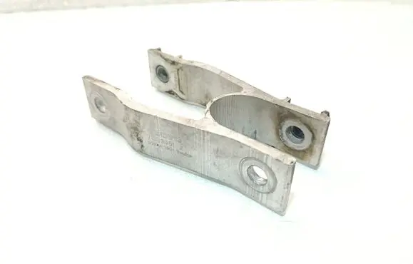 Volvo S60 Engine mounting bracket 31339951