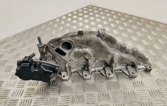 Nissan Qashqai Intake manifold 140030286R 147109816R H8201061904