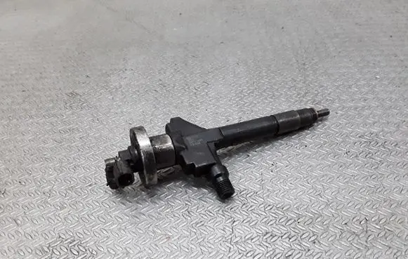 Mazda 6 Fuel injector 13H50A