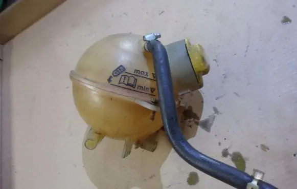 Ford Galaxy Coolant expansion tank/reservoir