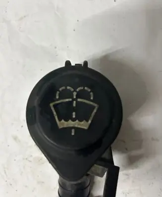 BMW 5 E60 E61 Window washer liquid tank fill tube 7007880