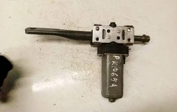 Chrysler Sebring (JS) Seat adjustment motor 984688101 D295500