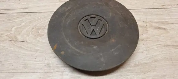 Volkswagen Transporter - Caravelle T5 Original wheel cap 7D0601151