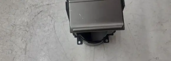 Nissan X-Trail T30 Cup holder 