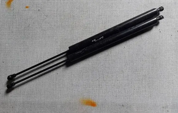 Opel Combo E Tailgate/trunk strut/damper 9680677780