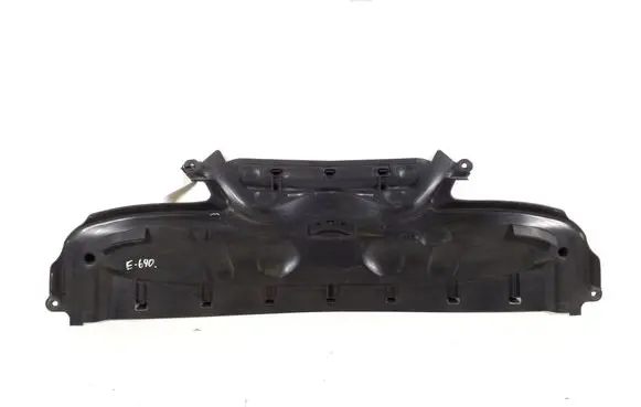 Mercedes-Benz E W211 Other engine bay part A2118800036