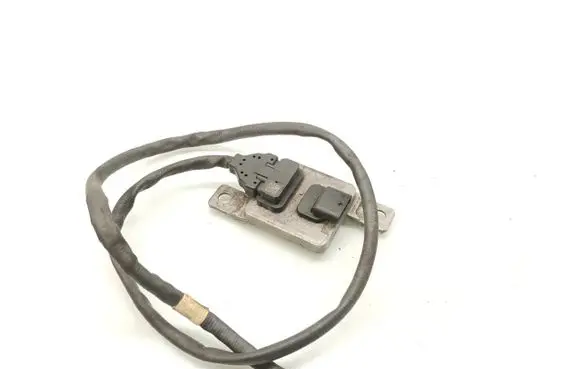 Audi A4 S4 B8 8K Lambda probe sensor 8W0907807 5WK97258