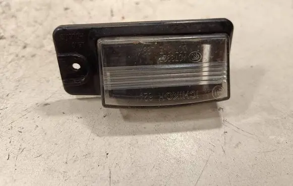 Nissan X-Trail T32 Number plate light A073927