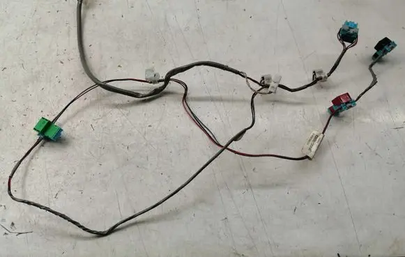 Toyota Avensis T270 Other wiring loom 8221202010 2464900082