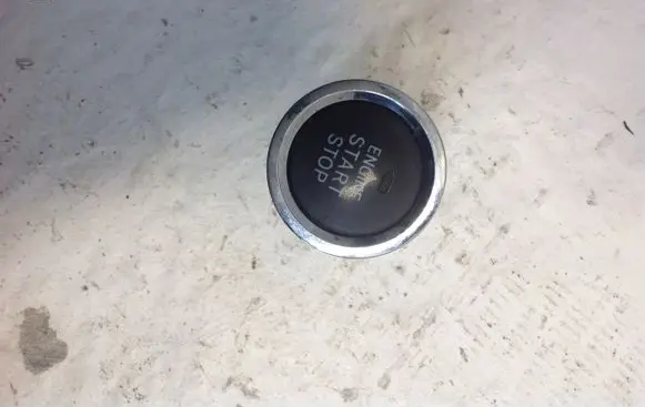 Toyota Corolla Verso AR10 Engine start stop button switch 6842L71B