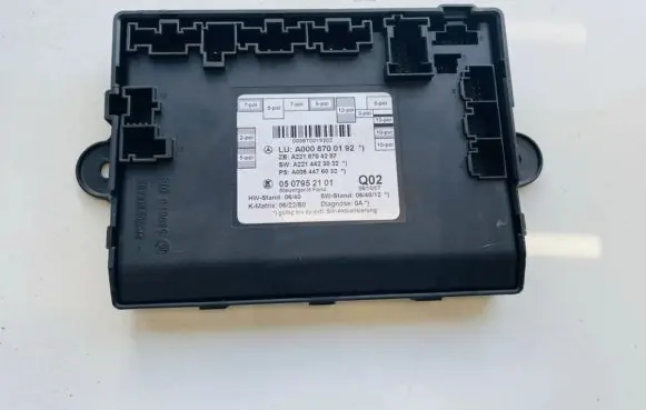 Mercedes-Benz S W221 Door control unit/module a0008700192 a2218704287