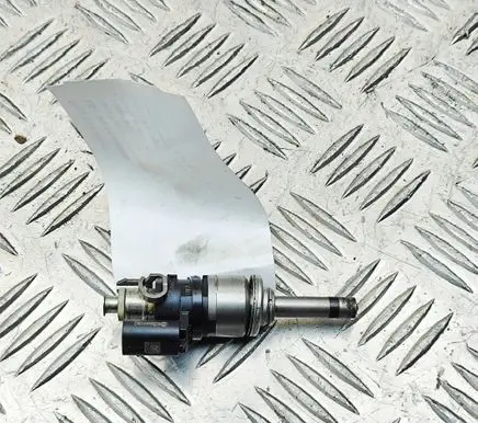 Porsche Macan (95B) Fuel injector 94611012832