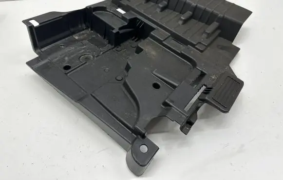 BMW 5 G30 G31 Other trunk/boot trim element 7387471