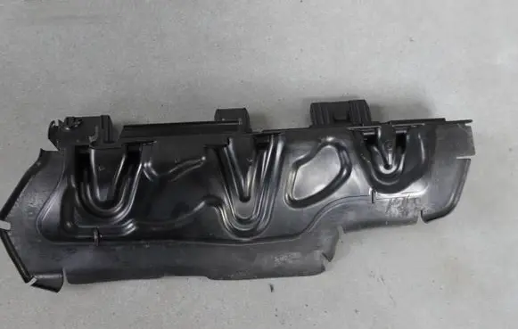 Mercedes-Benz EQE v295 Intercooler air guide/duct channel A2955051600