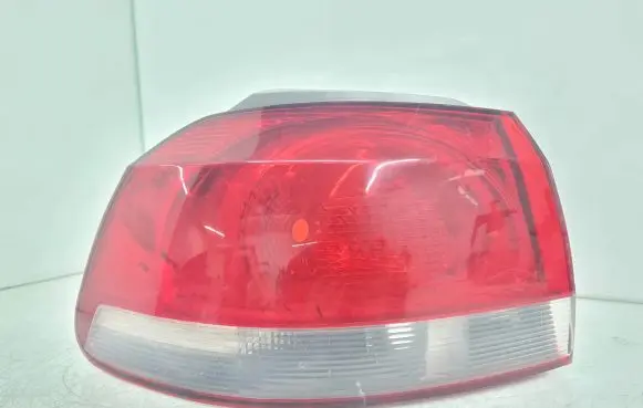 Volkswagen Golf VI Rear/tail lights 44119A1