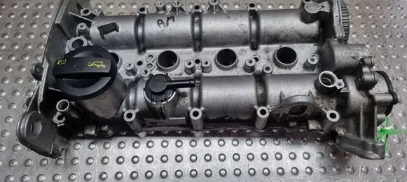 Skoda Fabia Mk3 (NJ) Rocker cam cover 04E103479G 04E103475AM