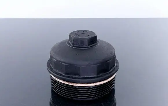 Mercedes-Benz C W203 Oil filter cover 8691602 A6061840008