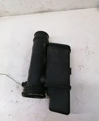 Intake resonator