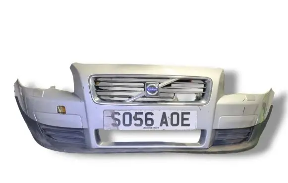 Volvo C30 Front bumper 39876596