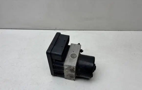 Volkswagen Golf IV ABS Pump 1C0907379K 1J0614417D
