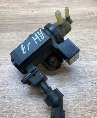 Opel Zafira B Turbo solenoid valve 55563534 70142001 WithPlug