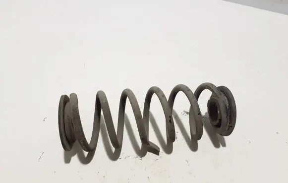 Hyundai Ioniq Rear coil spring 55350-G7000