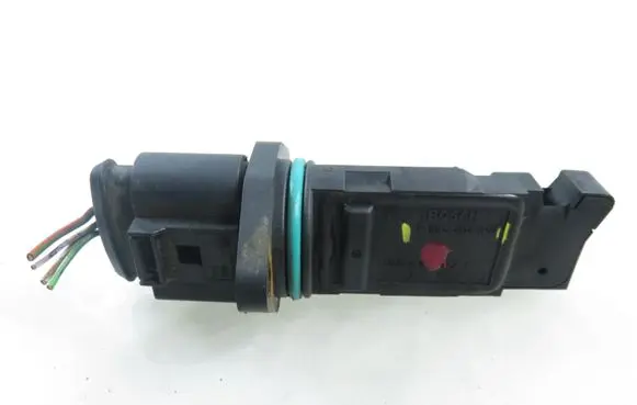 Audi A2 Mass air flow meter F00C2G2047