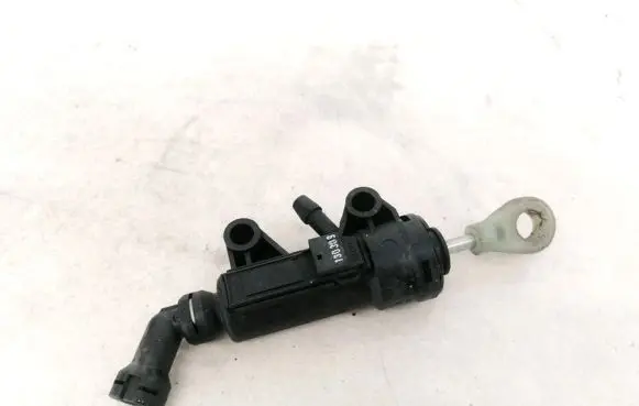 BMW 5 E60 E61 Clutch master cylinder 21526777344 21.52-6777344