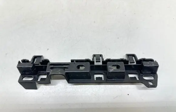 BMW 7 G11 G12 Fender mounting bracket 7357131